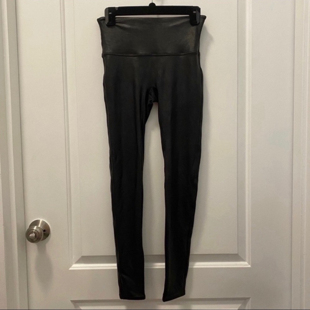 Spanx Faux Leather Leggings - Picture 4 of 5
